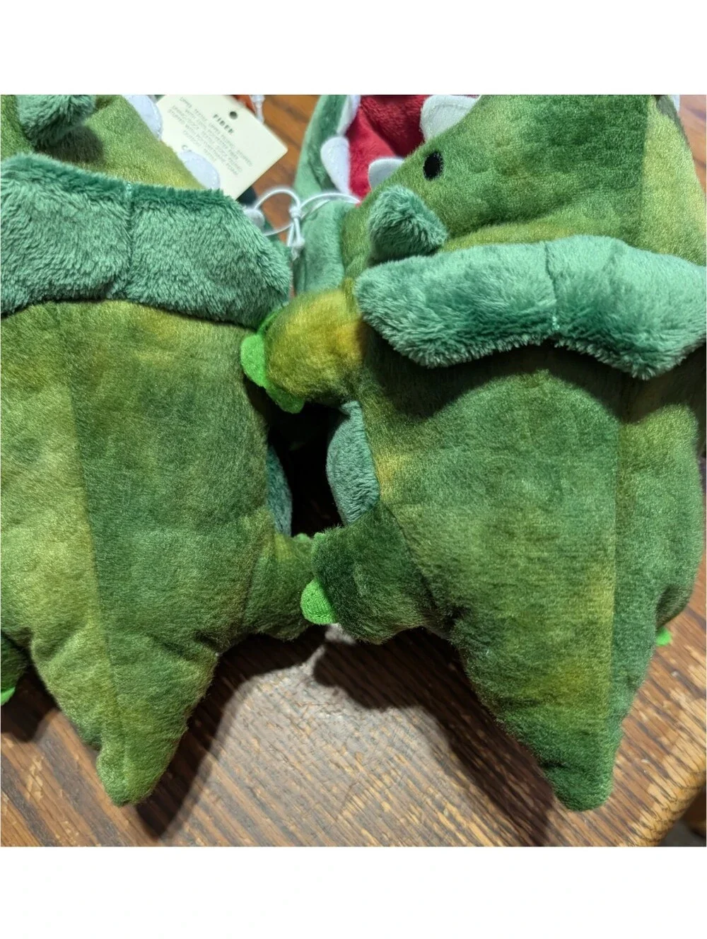 NEW Cat & Jack Dinosaur Ankle Bite Slippers